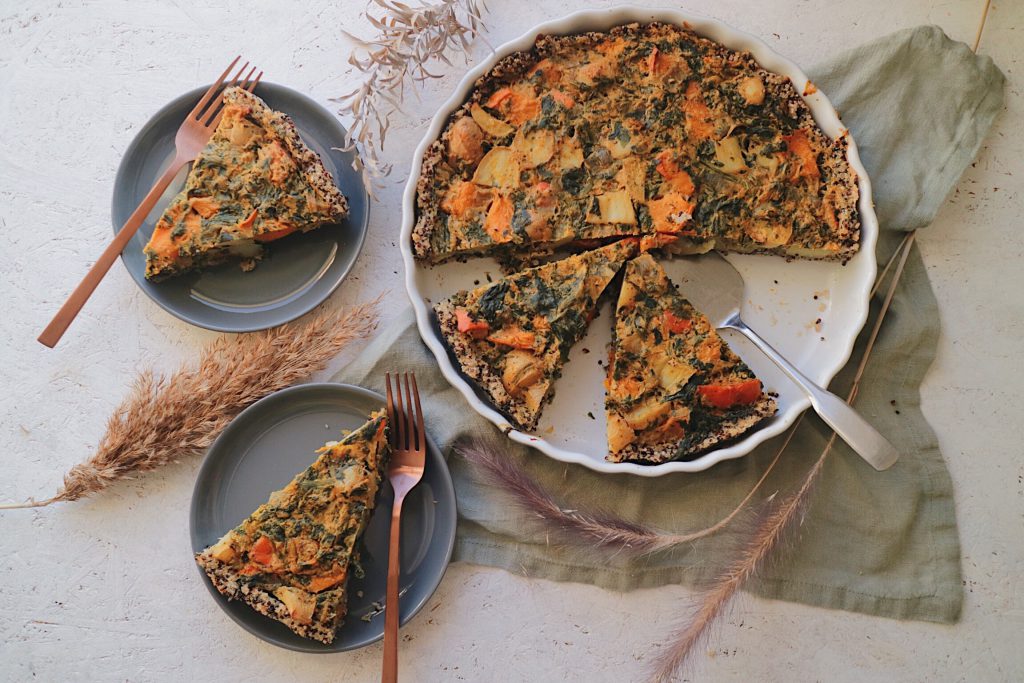 Vegane Kürbisquiche mit Quinoaboden - Unbegabt vegan